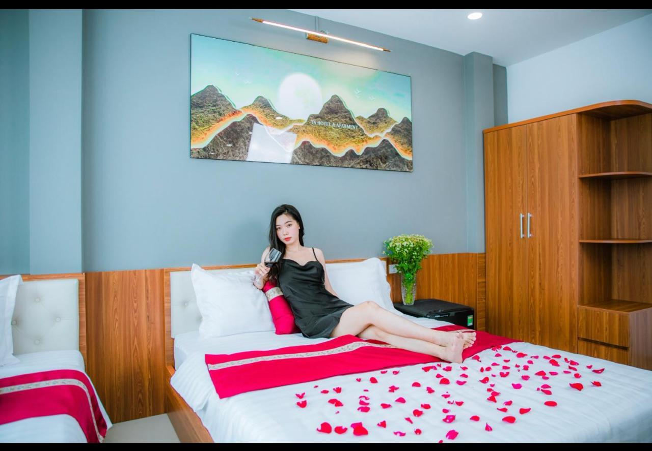 T.A Hotel & Apartment Ханой Екстериор снимка